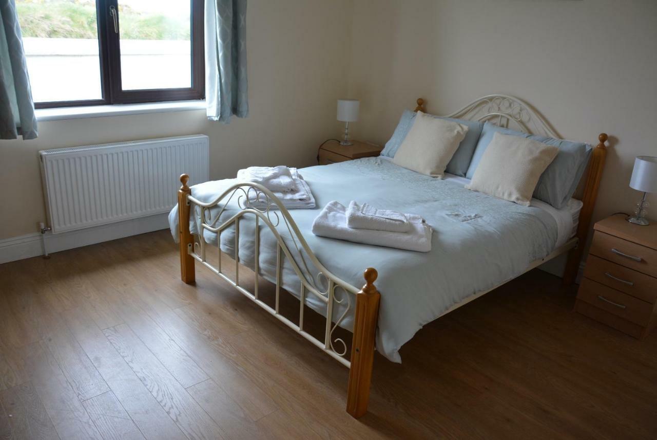 Copper Coast B&B Bunmahon エクステリア 写真